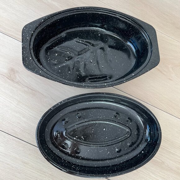 Vintage Black Speckled Oval Enamelware Roaster Pan & Lid  8" X 13" DISPLAY/PROP - Picture 4 of 16